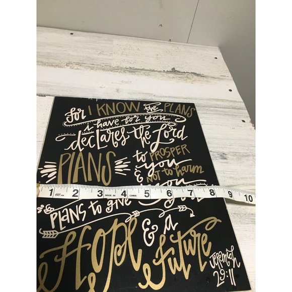 Black wooden box framed Jeremiah 29:11 with gold/cream lettering - Picture 4 of 5